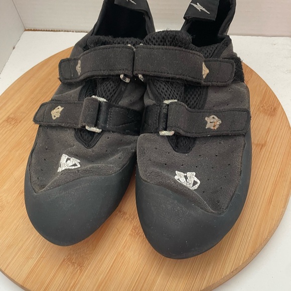 Evolv VTR  Black Double Strap Climbing Shoes Mens Size 12 - Picture 1 of 11